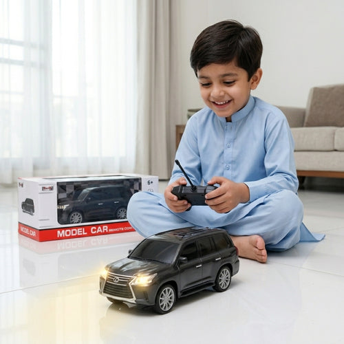 1:16 Scale Remote Control SUV Model Toy Car for Kids – 6+ Years